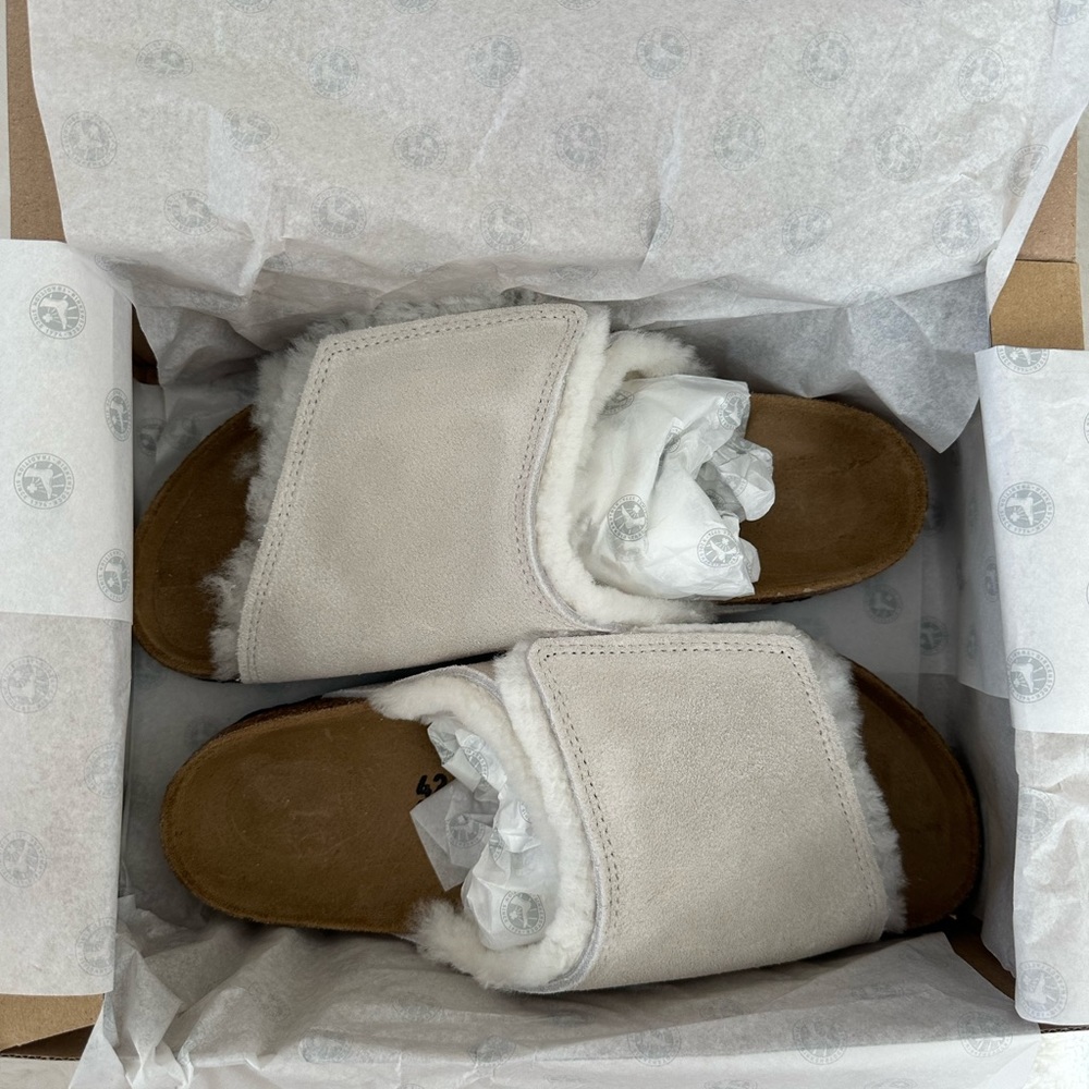 Birkenstock x Stussy collab! Solana suede leather - sold out most places!